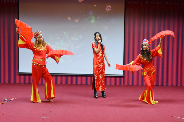 国际交流学院举办第二届国际学生汉语比赛